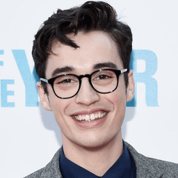 Joey Bragg